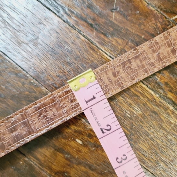 Vintage Brown Embossed Skinny Belt - Picture 9 of 9
